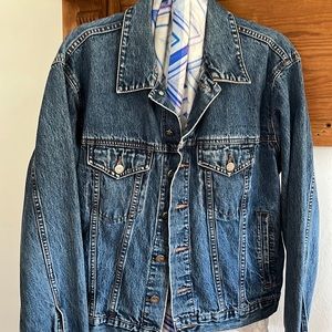 Vintage Calvin Klein Jean Jacket - perfectly worn in. Ladies Medium.100% cotton.